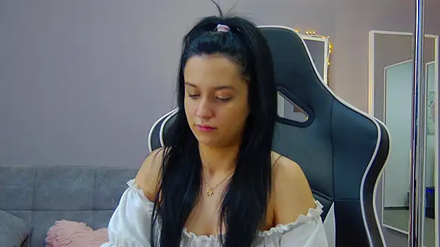 Eva Lovvia  online show from January 2025 12:28:01 AM