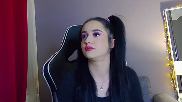 Eva Lovvia  online show from February 2025 07:59:02 PM