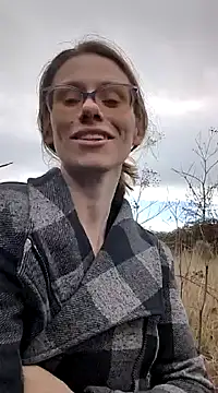 Snapshot of VibeyLovers chatting on February 2025 09:20:02 PM VibeyLovers online show from February 2025 09:20:02 PM