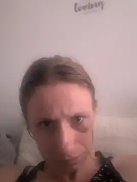 Snapshot of VibeyLovers chatting on September 2025 03:55:02 PM VibeyLovers online show from September 2025 03:55:02 PM