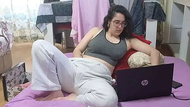 Snapshot of SiperinoLossado chatting on April 2026 11:00:01 AM SiperinoLossado online show from April 2026 11:00:01 AM