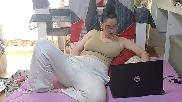 Snapshot of SiperinoLossado chatting on April 2026 02:21:01 PM SiperinoLossado online show from April 2026 02:21:01 PM