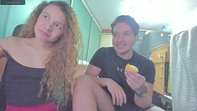 Snapshot of RagnarLothbrokXX chatting on February 2025 08:58:02 PM RagnarLothbrokXX online show from February 2025 08:58:02 PM