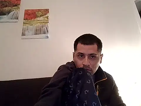 Snapshot of PerroDemonioHot chatting on April 2026 03:04:02 AM PerroDemonioHot online show from April 2026 03:04:02 AM