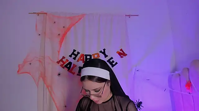 Marianagarcia01 online show from November 2025 11:40:02 PM