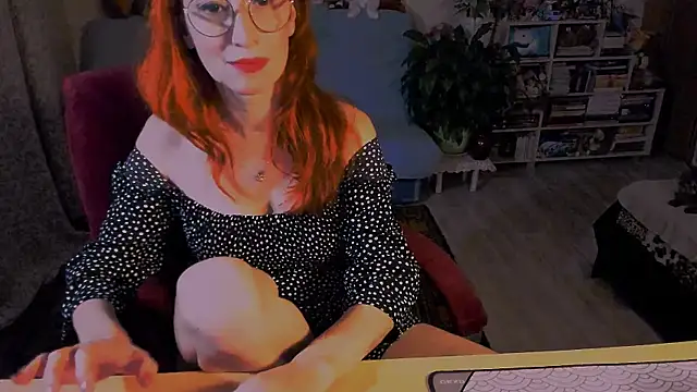 red rocco online show from April 2026 07:18:01 PM