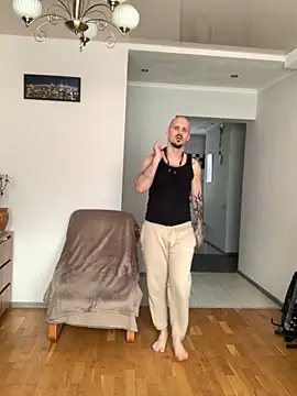 Snapshot of AssHunter4k chatting on October 2025 08:51:01 AM AssHunter4k online show from October 2025 08:51:01 AM