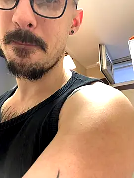 Snapshot of AssHunter4k chatting on November 2025 09:31:02 AM AssHunter4k online show from November 2025 09:31:02 AM