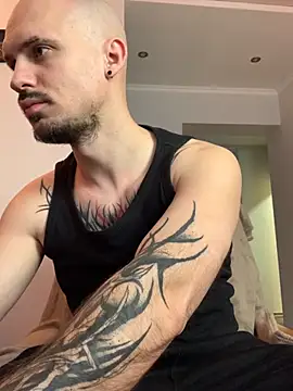 Snapshot of AssHunter4k chatting on November 2025 08:48:02 AM AssHunter4k online show from November 2025 08:48:02 AM