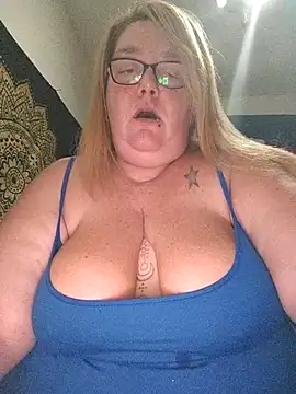 diosacurvy1984 online show from November 2025 11:15:01 PM