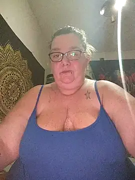 diosacurvy1984 online show from February 2026 10:49:01 PM