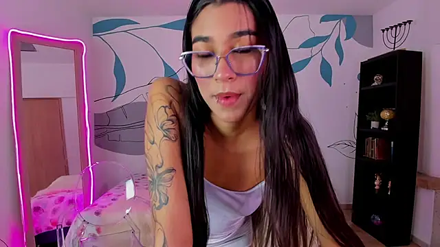 Dana Paula online show from October 2025 11:51:02 AM