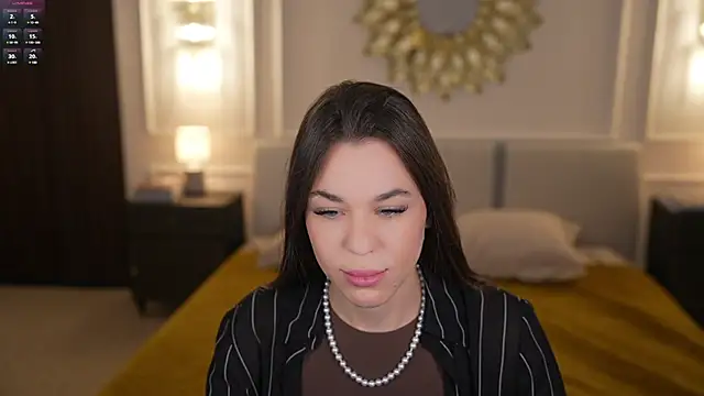 Snapshot of Roxi_Twix chatting on March 2025 11:36:02 AM Roxi Twix online show from March 2025 11:36:02 AM