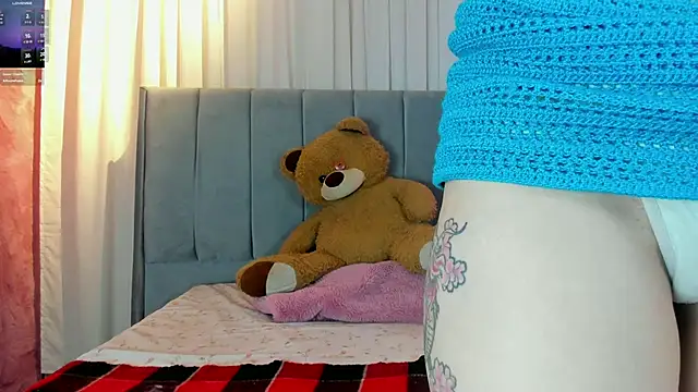 camilapersy online show from February 2025 12:37:02 PM