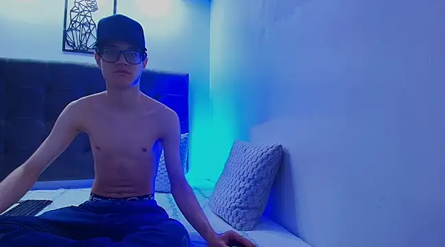 wolfandsky online show from March 2025 11:29:02 AM