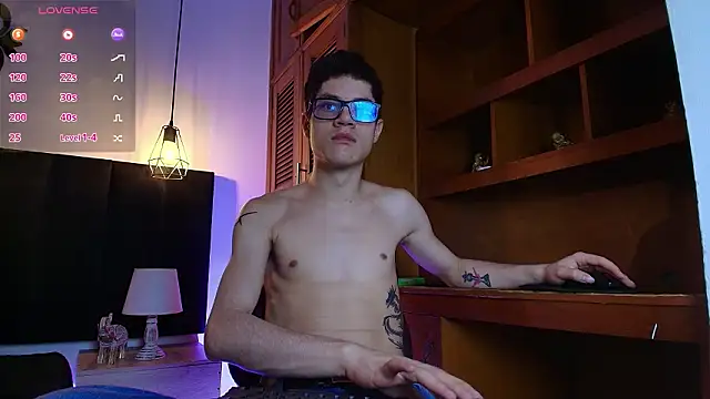 wolfandsky online show from March 2026 11:24:02 AM