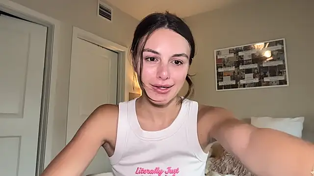 Snapshot of graciesmith27 chatting on April 2026 05:41:02 PM graciesmith27 online show from April 2026 05:41:02 PM