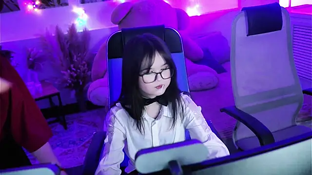 DiaAngell online show from March 2026 08:22:02 PM