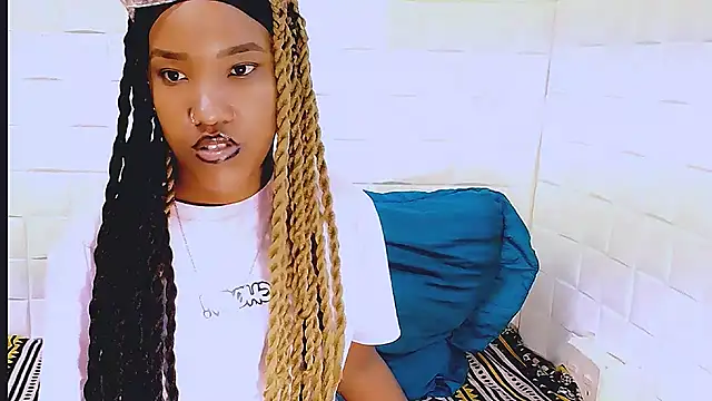 EroticSexyPrada online show from March 2025 04:02:02 PM