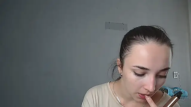 Snapshot of Eva_Gloryy chatting on September 2025 11:42:01 AM Eva Gloryy online show from September 2025 11:42:01 AM