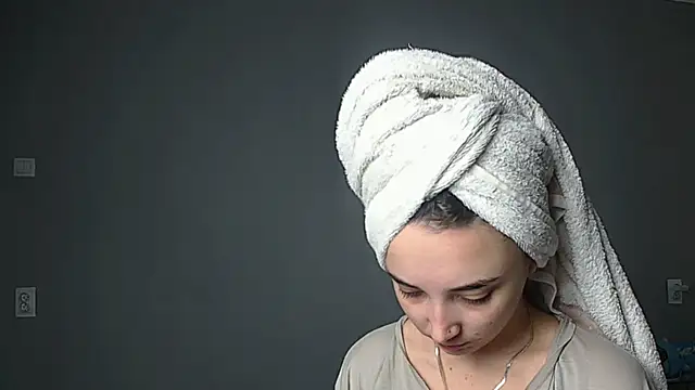 Snapshot of Eva_Gloryy chatting on October 2025 09:41:02 AM Eva Gloryy online show from October 2025 09:41:02 AM