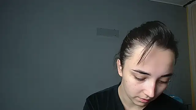 Snapshot of Eva_Gloryy chatting on October 2025 11:32:02 AM Eva Gloryy online show from October 2025 11:32:02 AM