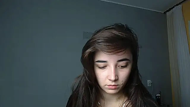 Snapshot of Eva_Gloryy chatting on November 2025 01:07:02 PM Eva Gloryy online show from November 2025 01:07:02 PM