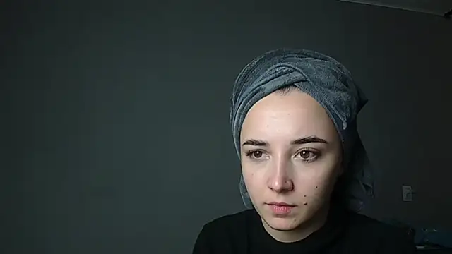 Snapshot of Eva_Gloryy chatting on November 2025 12:08:02 PM Eva Gloryy online show from November 2025 12:08:02 PM