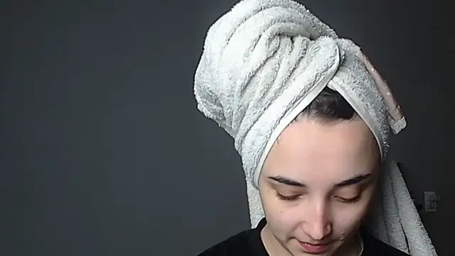 Snapshot of Eva_Gloryy chatting on January 2026 06:46:01 PM Eva Gloryy online show from January 2026 06:46:01 PM