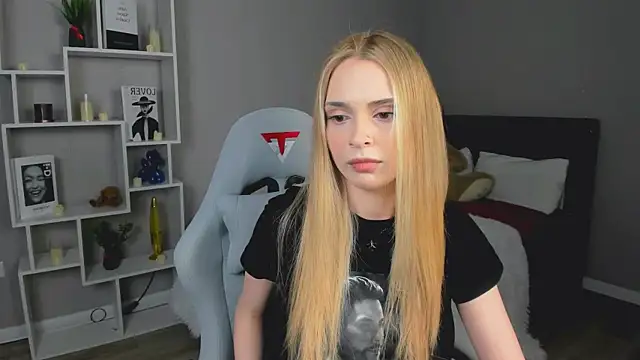 JinxTonks online show from February 2026 07:19:02 PM