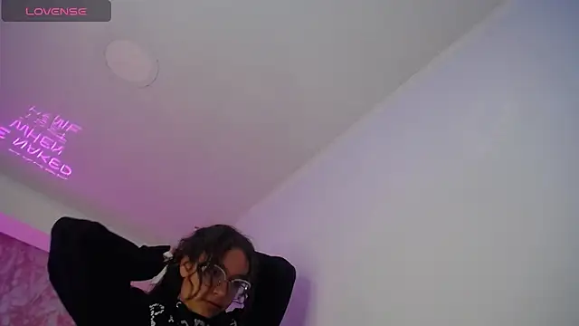 kassandra ch  online show from March 2025 07:47:02 PM