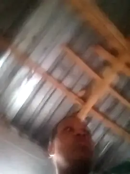 bubblendz1988 online show from February 2026 03:43:01 AM