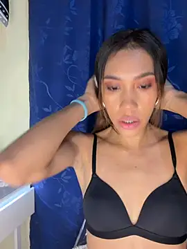 zoe storm online show from February 2026 12:28:01 AM