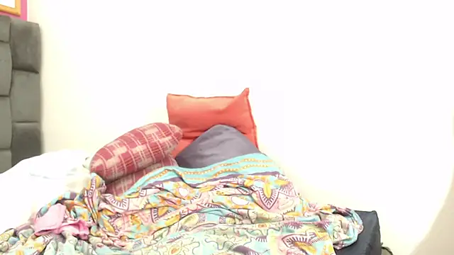 Lola Honney online show from January 2025 12:36:01 AM