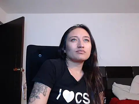 Snapshot of Elsa-bad chatting on March 2025 04:21:01 PM Elsa-bad online show from March 2025 04:21:01 PM