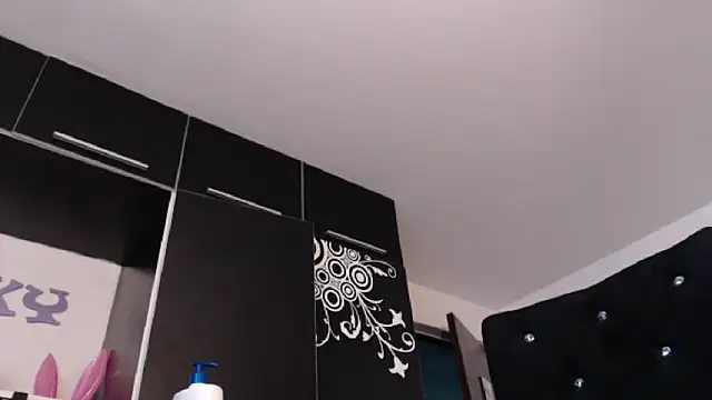 Snapshot of Elsa-bad chatting on March 2025 09:51:02 PM Elsa-bad online show from March 2025 09:51:02 PM