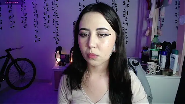 Snapshot of _codeline chatting on December 2025 05:57:01 AM codeline online show from December 2025 05:57:01 AM