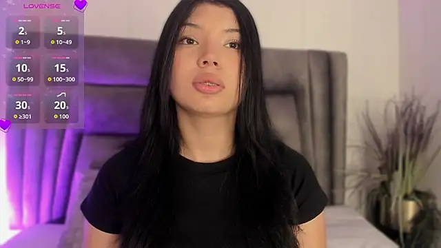 DannaJhonson1 online show from December 2025 07:01:02 PM