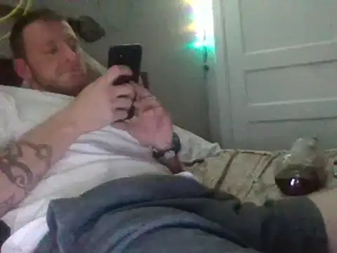 biggzee6 online show from February 2025 06:52:02 AM