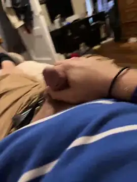 Snapshot of biggzee6 chatting on February 2026 05:14:01 PM biggzee6 online show from February 2026 05:14:01 PM