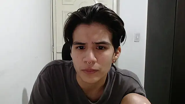 Snapshot of Dha_lia0 chatting on January 2025 04:37:01 AM Dha lia0 online show from January 2025 04:37:01 AM