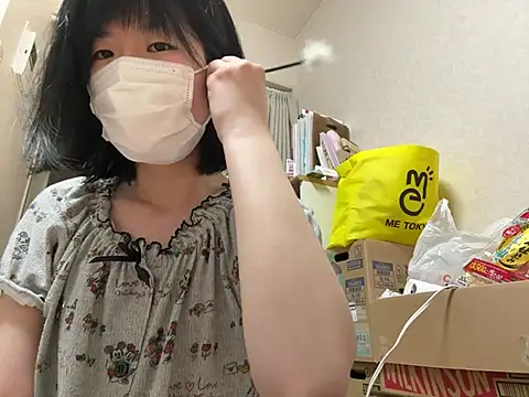 Snapshot of riri_riri_jp chatting on July 2026 03:51:02 PM riri riri jp online show from July 2026 03:51:02 PM
