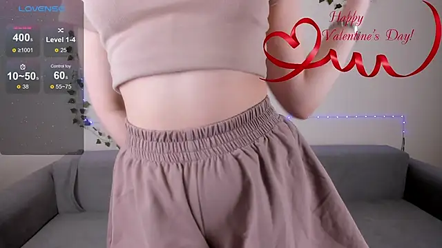 EmmyStar  online show from February 2025 05:33:01 PM