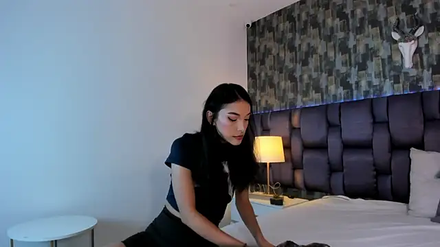 Snapshot of LorenVegga chatting on July 2026 12:36:01 AM LorenVegga online show from July 2026 12:36:01 AM