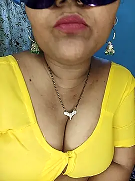 Snapshot of hevensex143 chatting on February 2026 08:06:01 PM hevensex143 online show from February 2026 08:06:01 PM