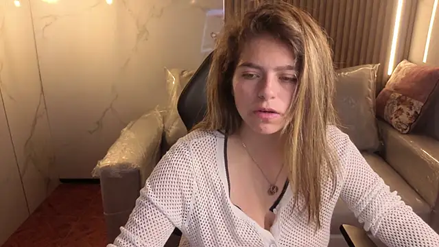 Kitten Cam online show from January 2026 03:34:02 AM