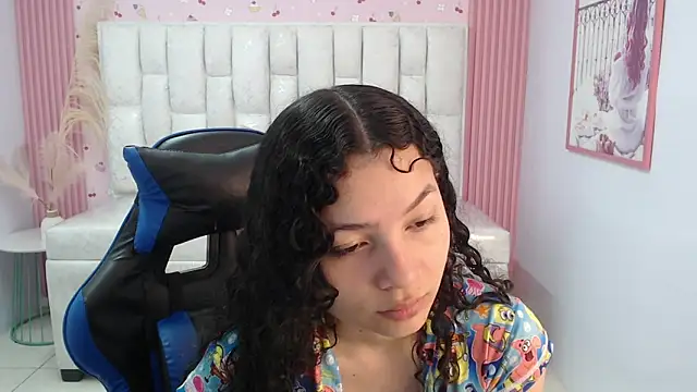 shalon diaz s online show from October 2025 01:14:01 PM