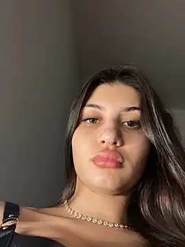 Snapshot of hdhehrv chatting on January 2025 09:04:02 PM hdhehrv online show from January 2025 09:04:02 PM