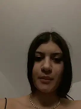 Snapshot of hdhehrv chatting on February 2025 09:45:02 PM hdhehrv online show from February 2025 09:45:02 PM