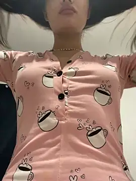 Snapshot of hdhehrv chatting on February 2025 05:34:01 PM hdhehrv online show from February 2025 05:34:01 PM